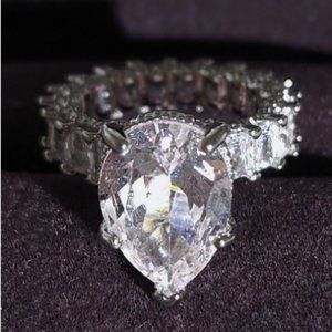 925 Sterling Silver Cubic Zirconia Ring